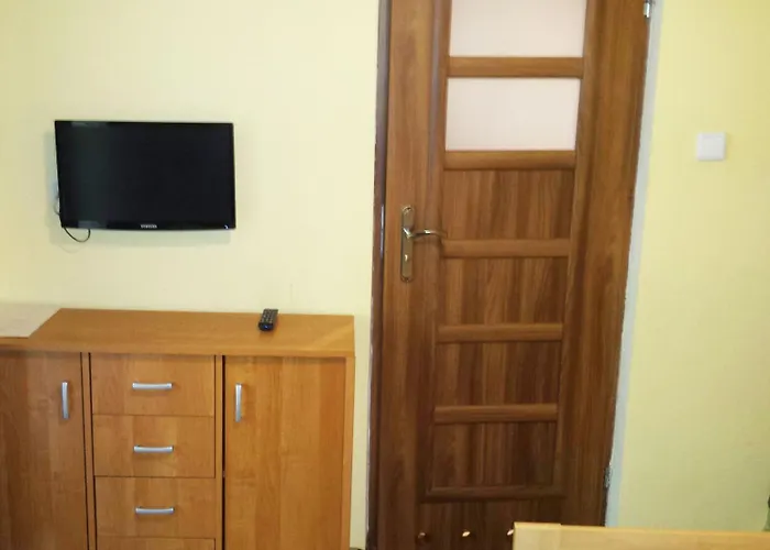 Apartamenty I Pokoje Przy Parku